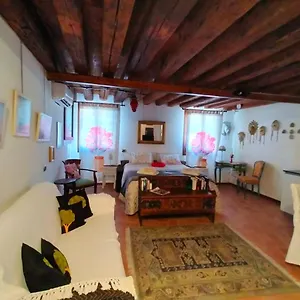  Appartamento Ai Leoni Italia